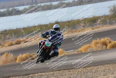 media/Dec-18-2022-SoCal Trackdays (Sun) [[8099a50955]]/Turn 14 (940am)/